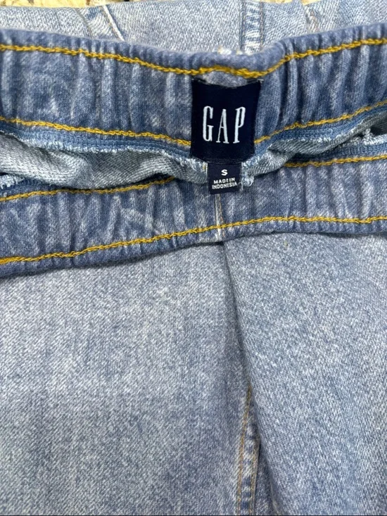 GAP Printed Baggy Sweatpant Jeans - Picture 8 of 13